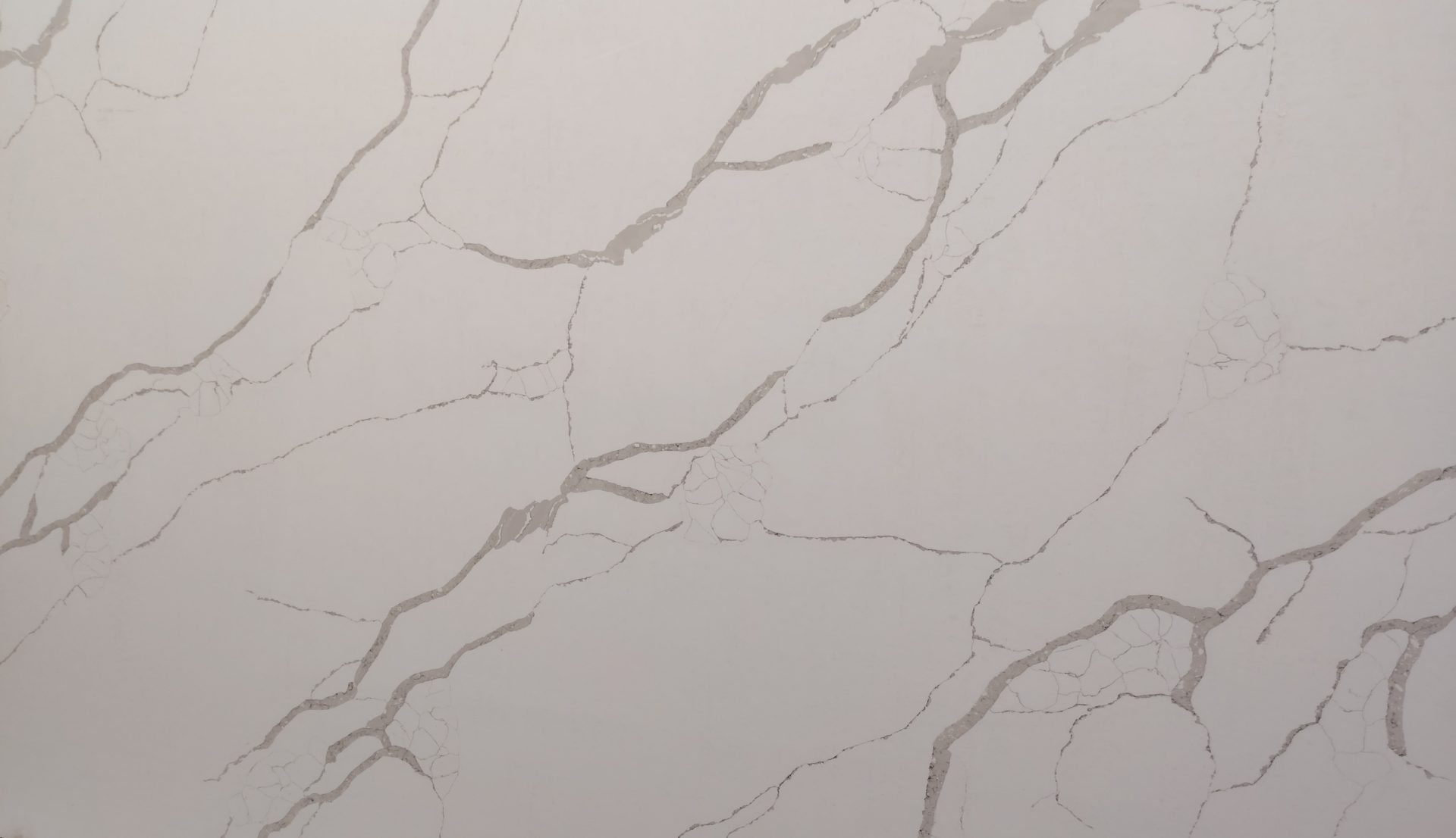 Calacatta Imperial Quartz Srbija